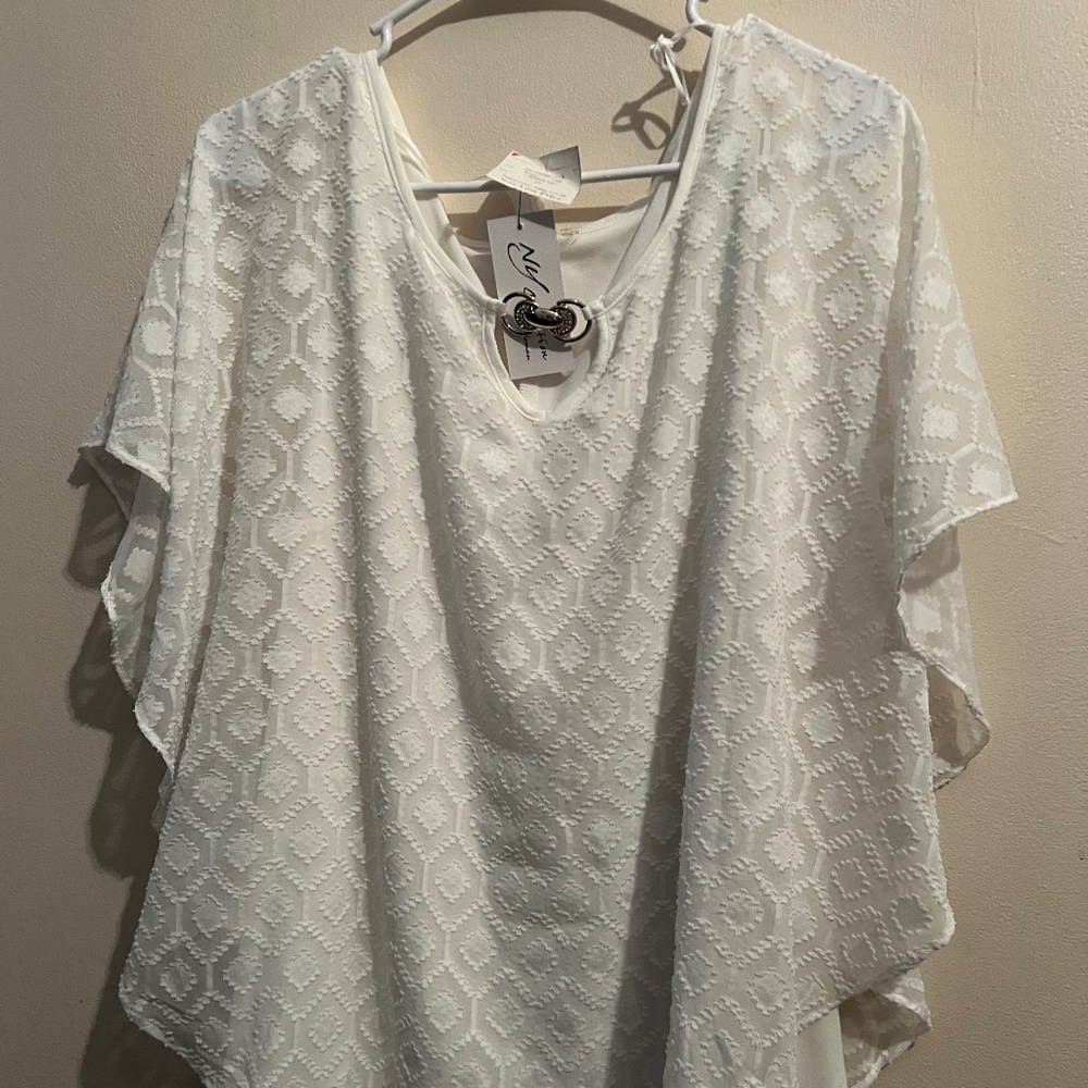 NY Collection - Plus size, White Lined pattern sheer 2XL blouse